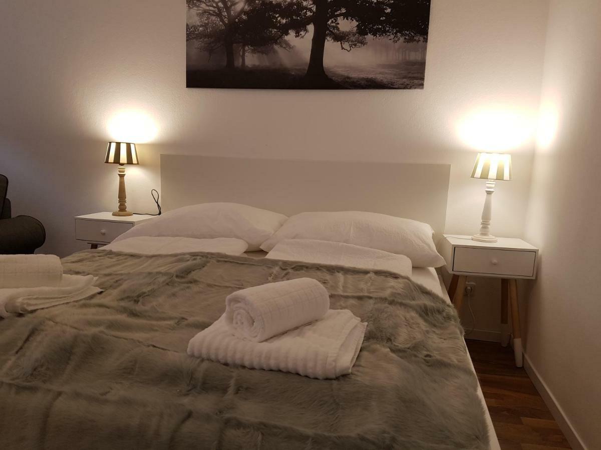 Mirabell Apartments Salzburg Bagian luar foto